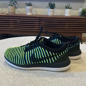 Nike Roshe Two Flyknit